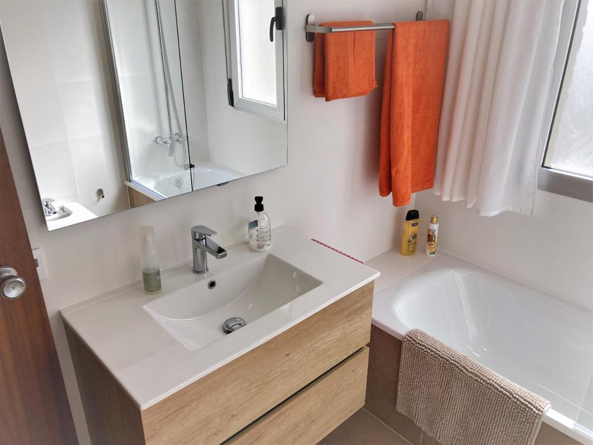 Large Apartment With Sea Views Sueca Luaran gambar